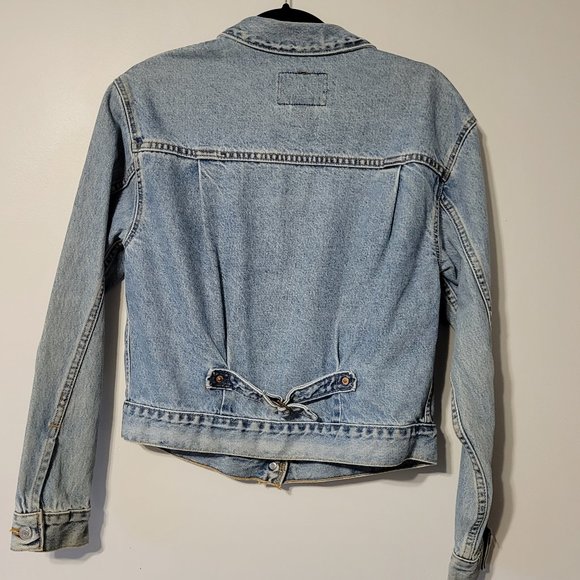 Vintage Levi's Buckle Back Denim Jean Jacket - Picture 9 of 16